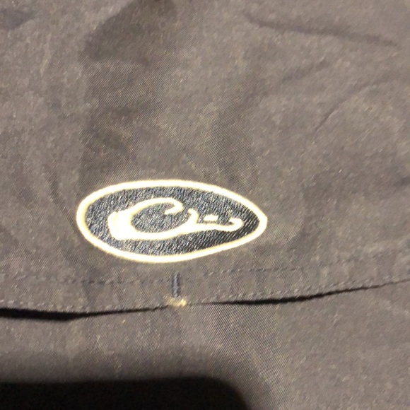 ⬇️⭐️ Drake Ole Miss Collegiate Men’s Button Down Lightweight Collar Shirt - Picture 10 of 10